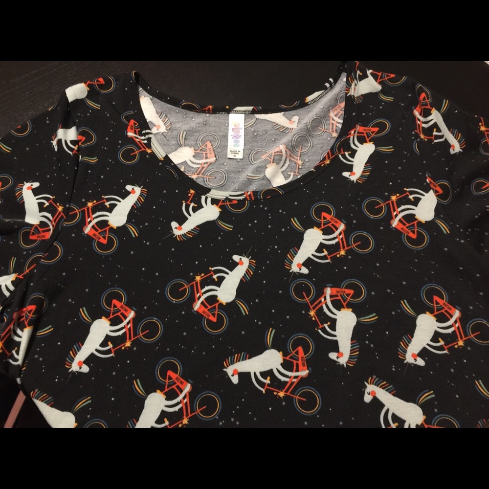 LuLaRoe Classic Tee
